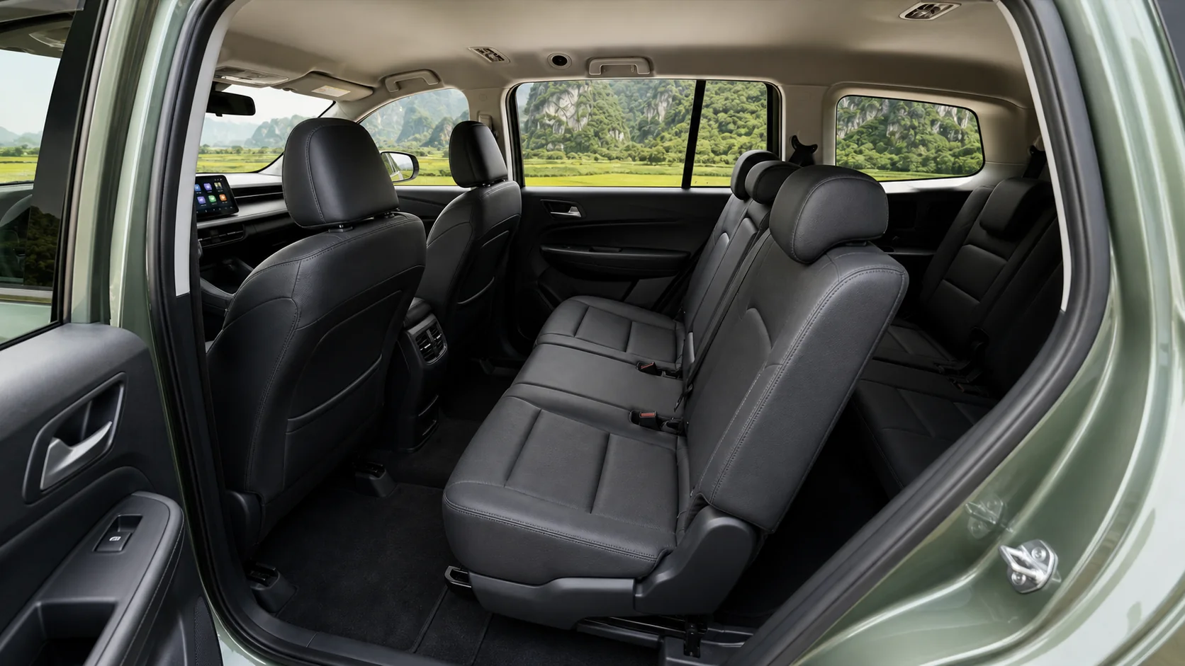 Ba hàng ghế Limo Green